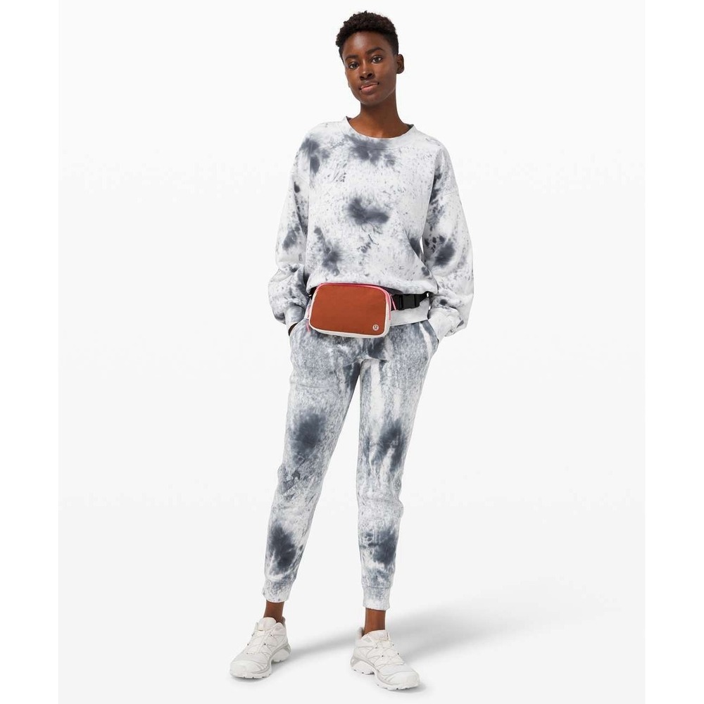 Lululemon Perfectly Oversized Crew *Tie Dye Marble Dye Classic Navy 6/8 - Picture 2 of 11